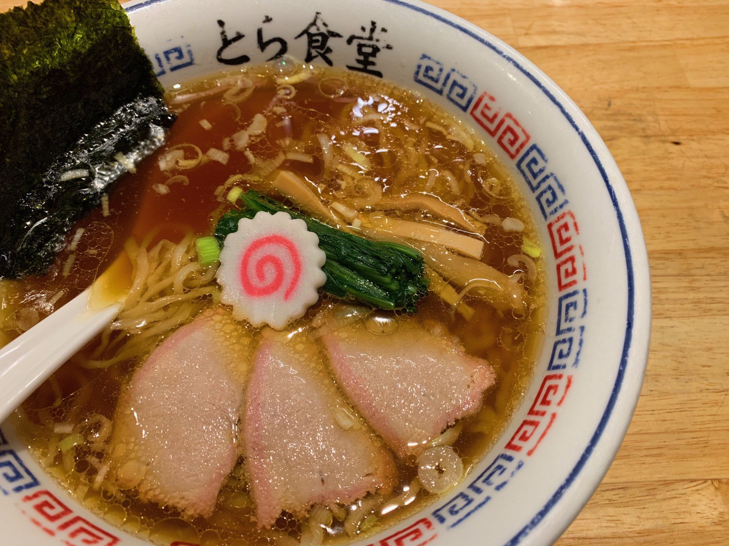 福岡ラーメン 白河ラーメン発祥の店 とら食堂 福岡分店 福岡では珍しい 醤油ラーメンが味わえる ふくおかナビ