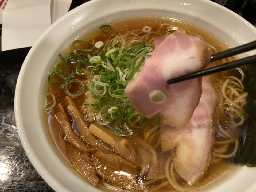 福岡ラーメン 食後の罪悪感なし しょうゆラーメンの人気店 中華そば かなで ふくおかナビ