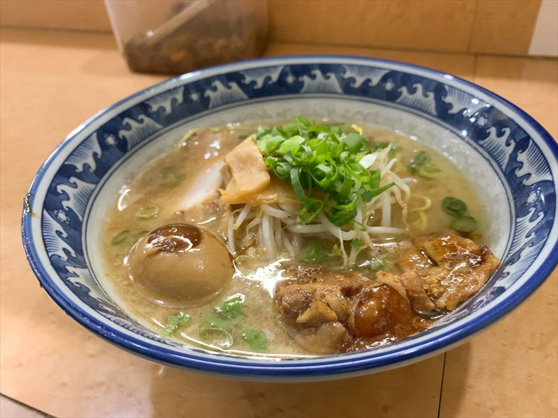 大分ラーメン リピート確定 パチンコ店駐車場にひっそりと佇む知る人ぞ知るラーメン屋 ラーメン ひまわり ふくおかナビ