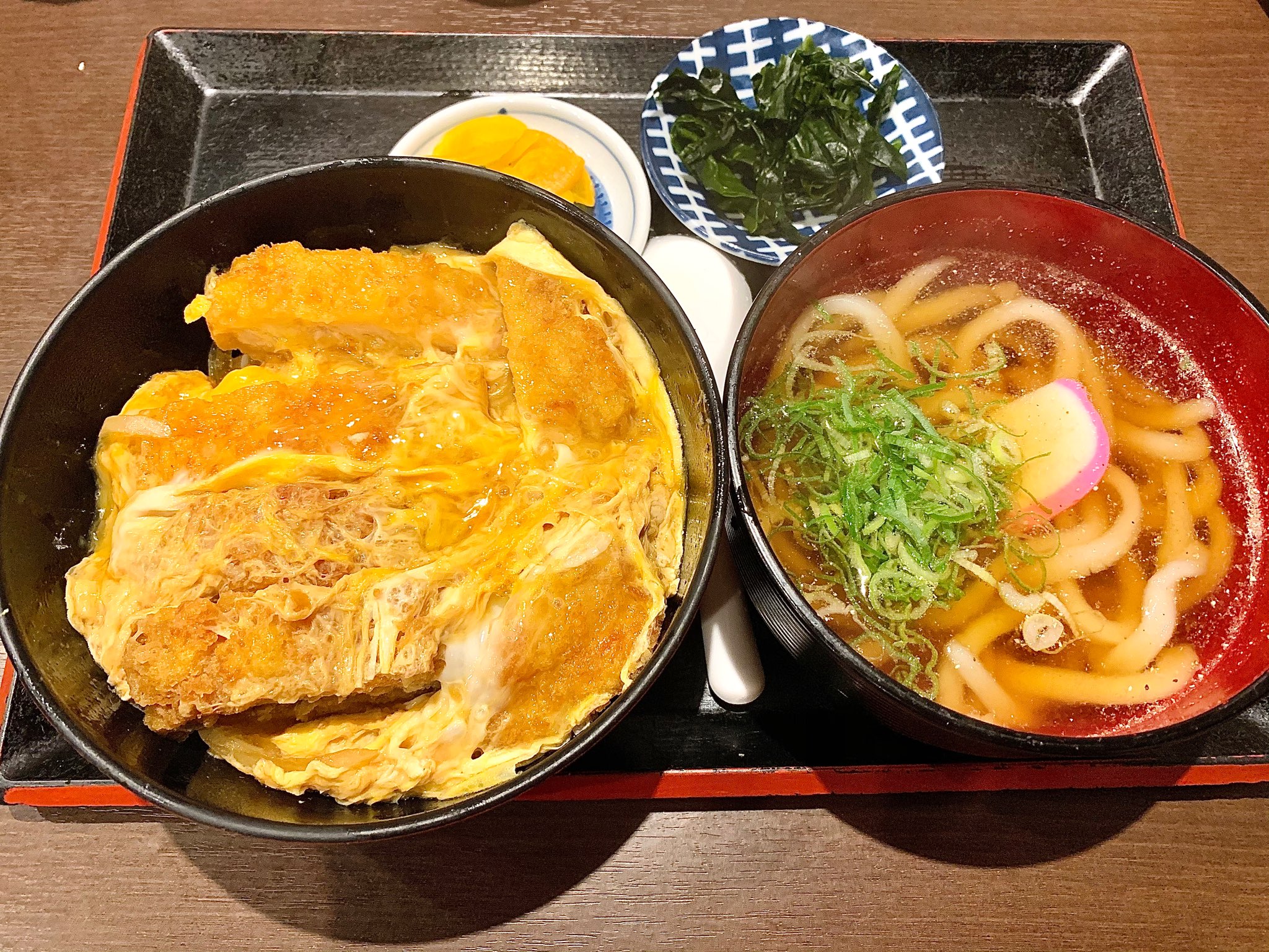 福岡うどん】福岡名物やわうどん！ガッツリ系の名物かつ丼！！『麺処 和田や』（北九州市八幡西区） | ふくおかナビ