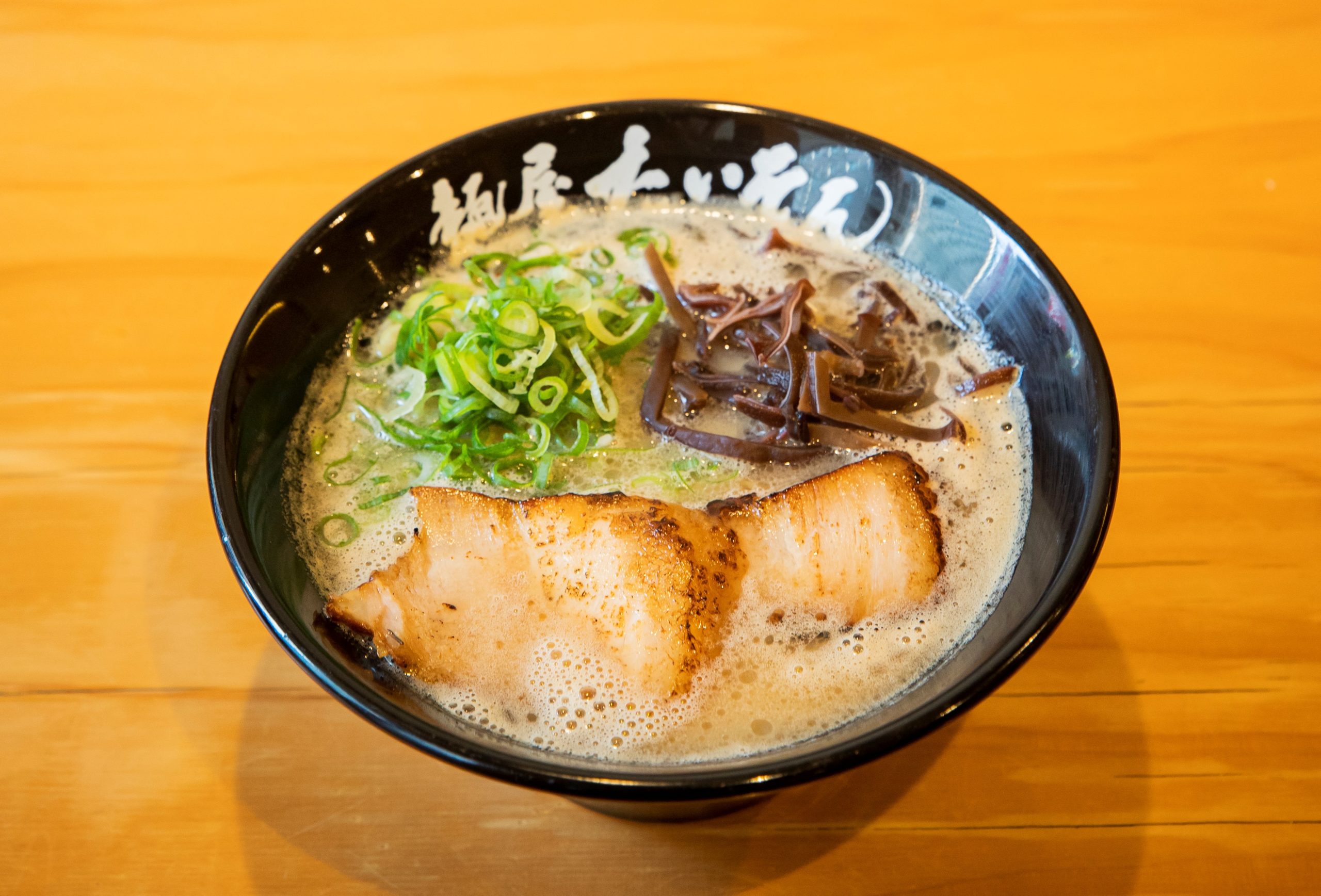 福岡ラーメン物語 のぼせもん。】 博多区博多駅前『麺屋たいそん』 | ふくおかナビ